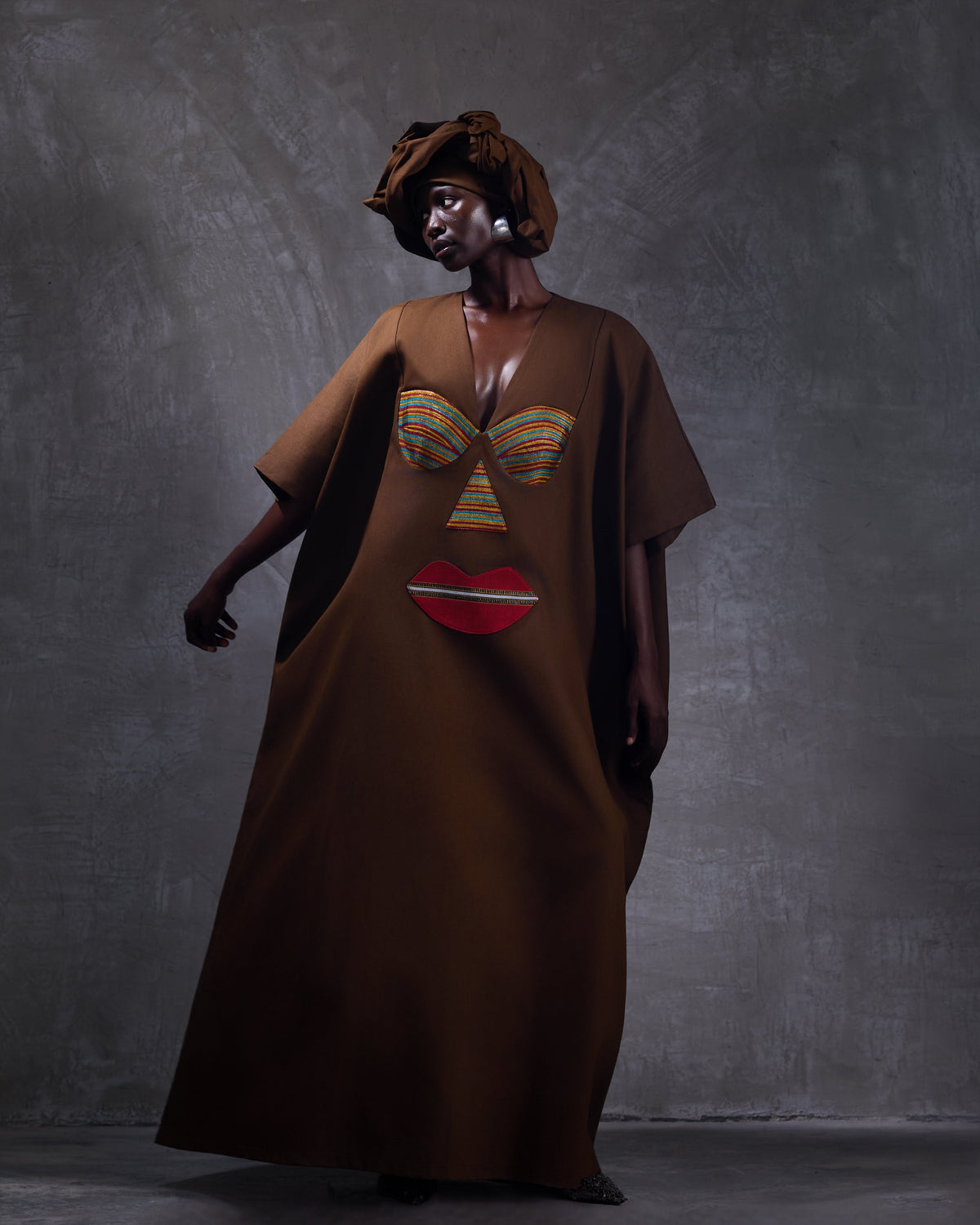 Dona Kaftan in  Brown & Khaki Hertunba